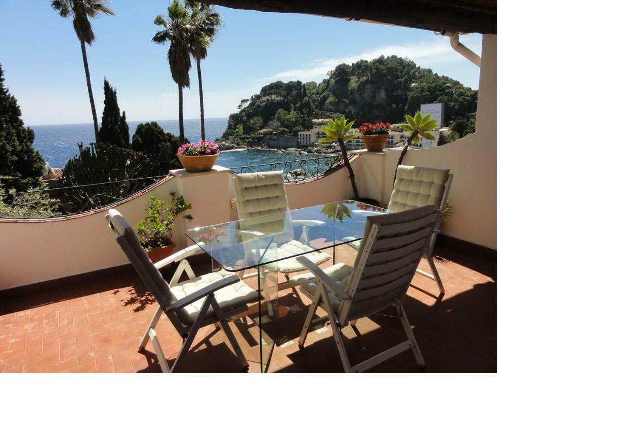 La Bomboniera Della Brigata Spendereccia! Apartment Taormina Luaran gambar